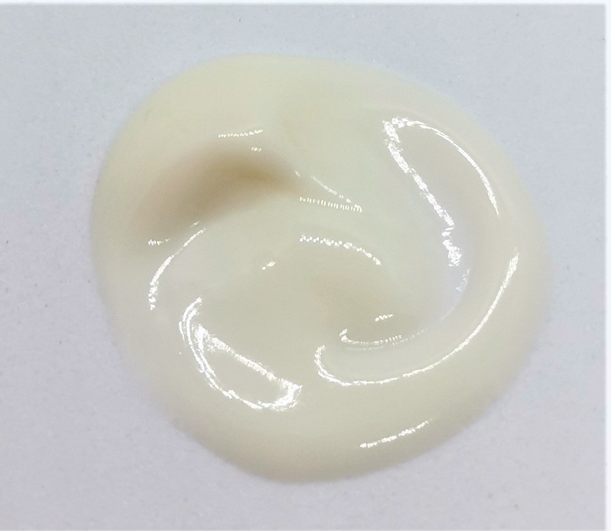 Ultimate Beauty természetes nappali hidratáló krém prémium natúr összetevőkkel – AZALEA